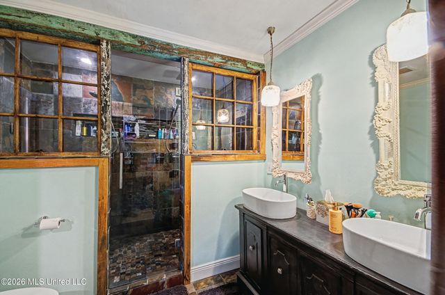 3919 Pinewood Drive, Jackson, MS 39211