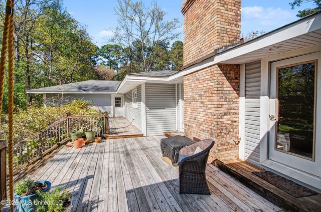3919 Pinewood Drive, Jackson, MS 39211