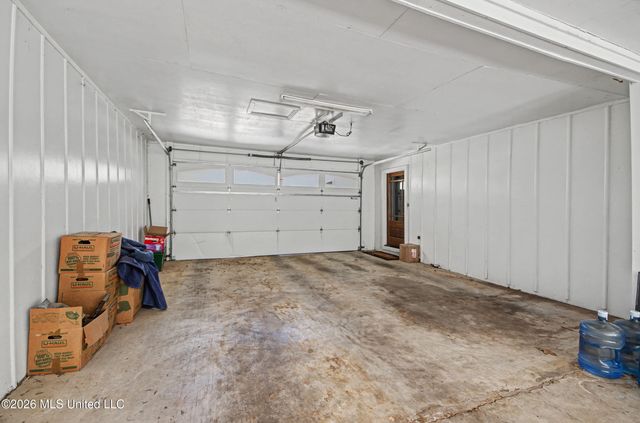 3919 Pinewood Drive, Jackson, MS 39211
