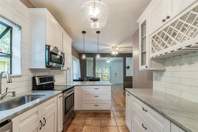 317 W JEAN STREET, Tampa, FL 33604