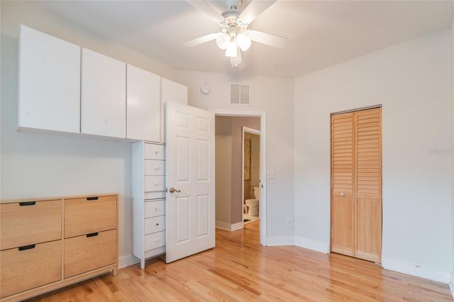 317 W JEAN STREET, Tampa, FL 33604