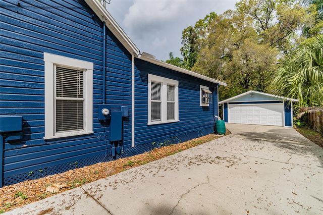 317 W JEAN STREET, Tampa, FL 33604