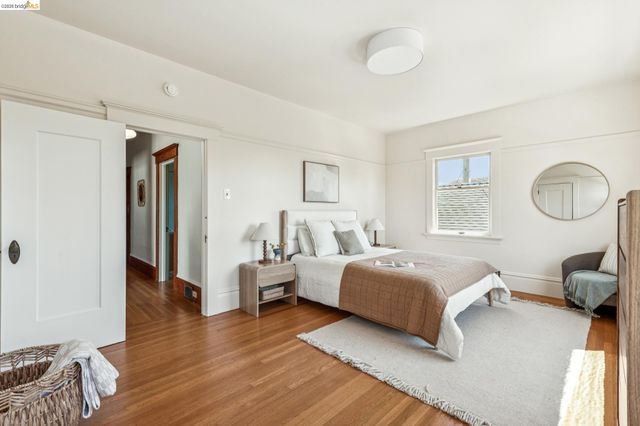 4130 Gilbert St, Oakland, CA 94611