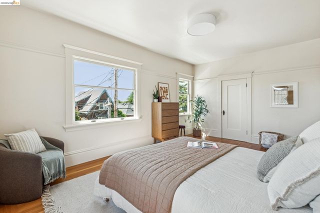 4130 Gilbert St, Oakland, CA 94611