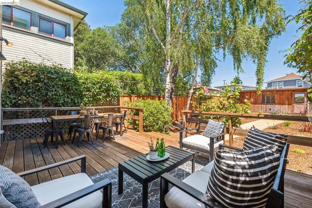 4130 Gilbert St, Oakland, CA 94611