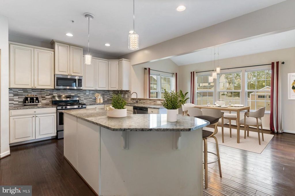 11873 SIDD FINCH ST, Waldorf, MD 20602