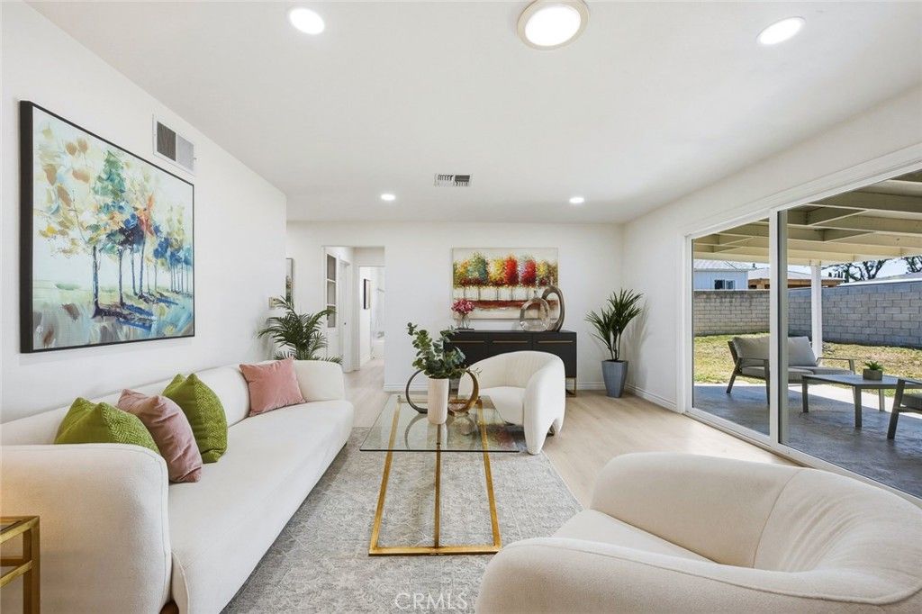 Image 4 of property listing at 1821 Los Padres, Rowland Heights, CA 91748