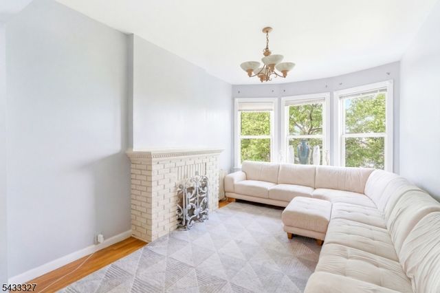 257 Parker St, Newark City, NJ 07104