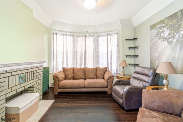 257 Parker St, Newark City, NJ 07104