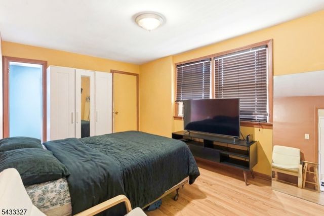 257 Parker St, Newark City, NJ 07104