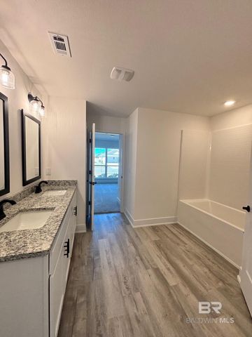 624 Mayflower Drive, Foley, AL 36535