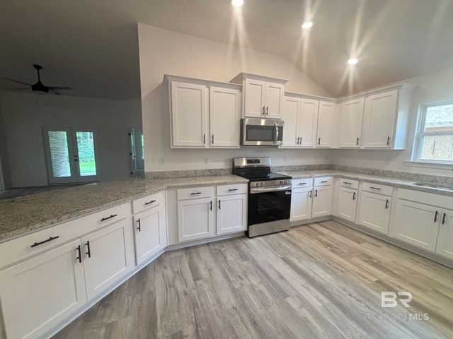 624 Mayflower Drive, Foley, AL 36535