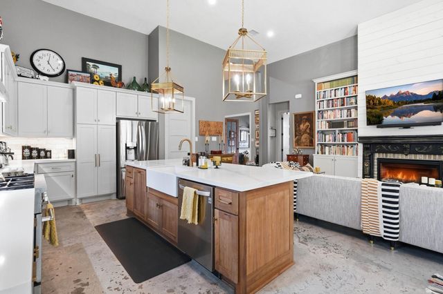 6702 Brown Bark, Magnolia, TX 77354