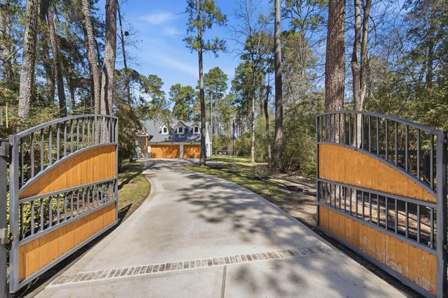 6702 Brown Bark, Magnolia, TX 77354