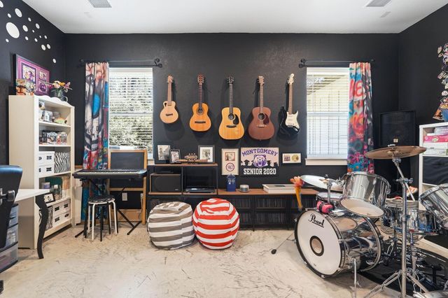 6702 Brown Bark, Magnolia, TX 77354