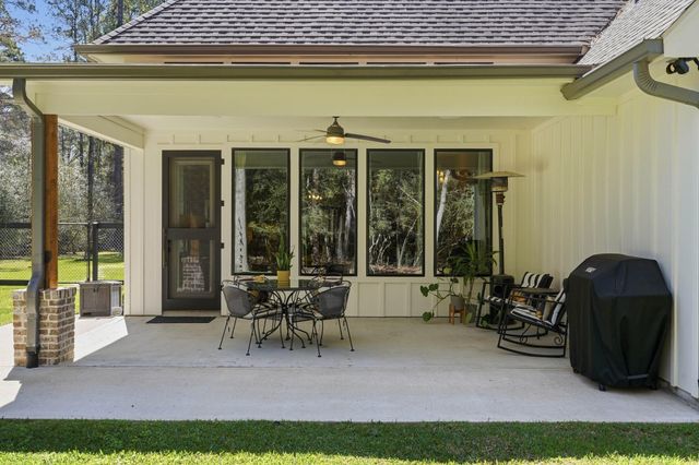 6702 Brown Bark, Magnolia, TX 77354