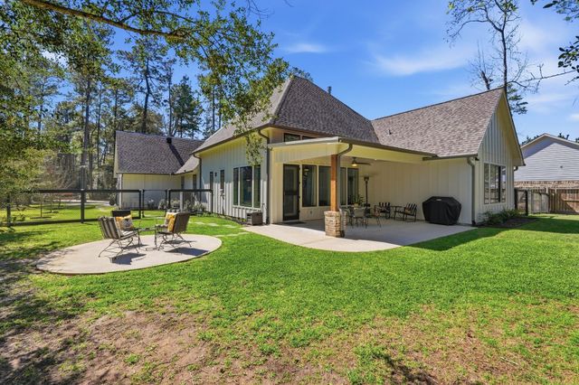 6702 Brown Bark, Magnolia, TX 77354