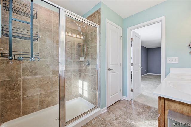 1 Skylark Lane, Wheatfield, NY 14304