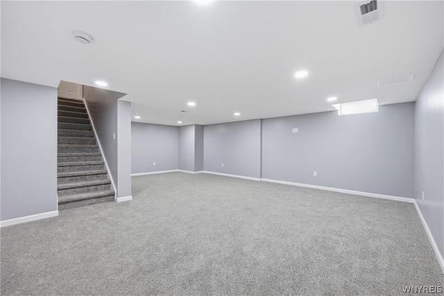 1 Skylark Lane, Wheatfield, NY 14304