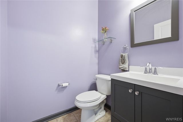 1 Skylark Lane, Wheatfield, NY 14304