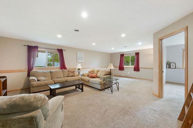 1414 3rd Street S, Princeton, MN 55371