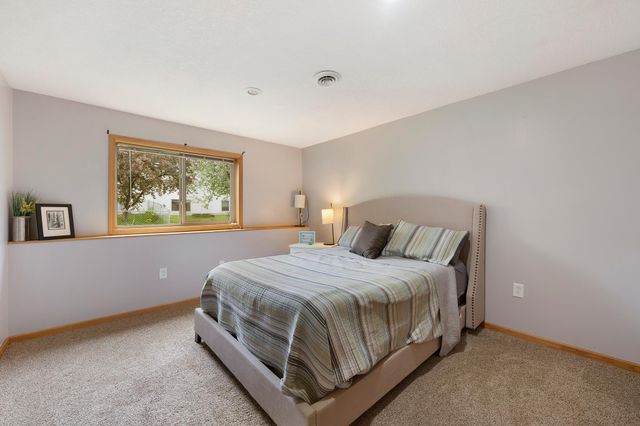 1414 3rd Street S, Princeton, MN 55371