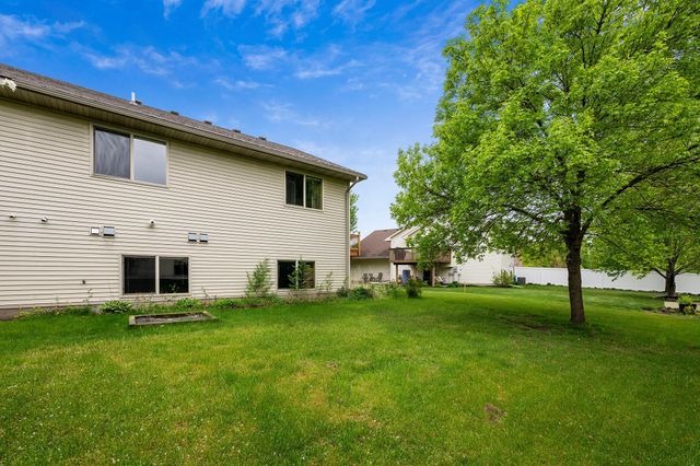 1414 3rd Street S, Princeton, MN 55371
