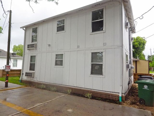 505 E 32nd Street 1, Houston, TX 77018
