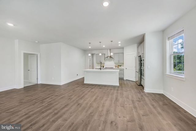 626 LONG MEADOW DR, Fredericksburg, VA 22406