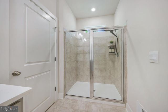626 LONG MEADOW DR, Fredericksburg, VA 22406