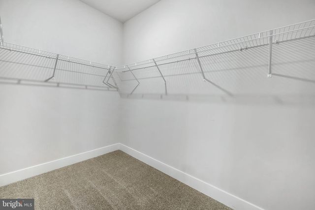 626 LONG MEADOW DR, Fredericksburg, VA 22406