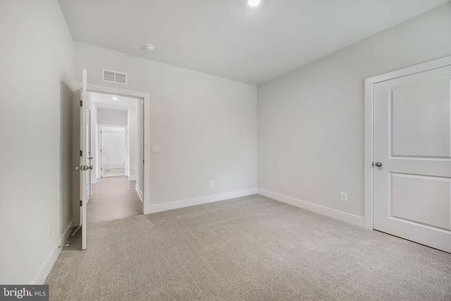 626 LONG MEADOW DR, Fredericksburg, VA 22406