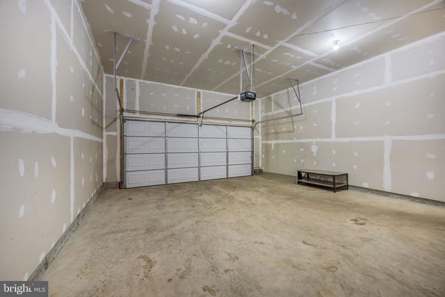 626 LONG MEADOW DR, Fredericksburg, VA 22406