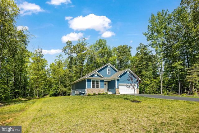626 LONG MEADOW DR, Fredericksburg, VA 22406