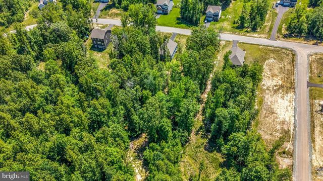 626 LONG MEADOW DR, Fredericksburg, VA 22406