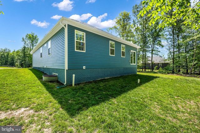 626 LONG MEADOW DR, Fredericksburg, VA 22406