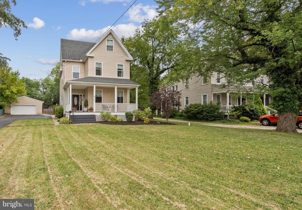 127 BLOOMSBURY AVE, Baltimore, MD 21228