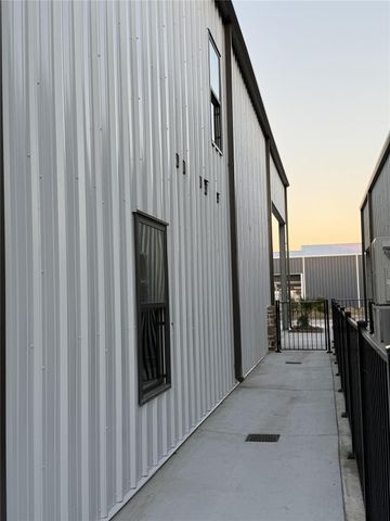 72 Circle Hook, Port O Connor, TX 77982