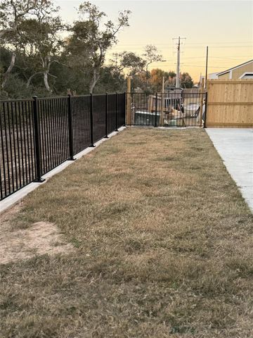 72 Circle Hook, Port O Connor, TX 77982