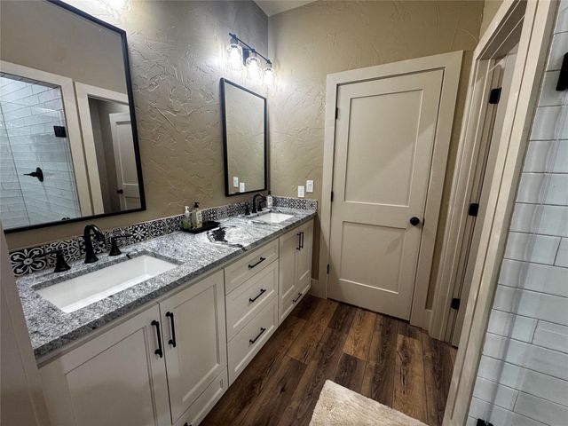 72 Circle Hook, Port O Connor, TX 77982