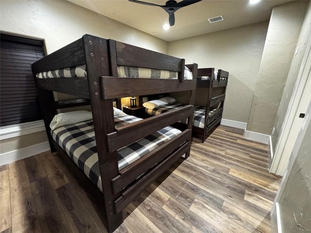 72 Circle Hook, Port O Connor, TX 77982