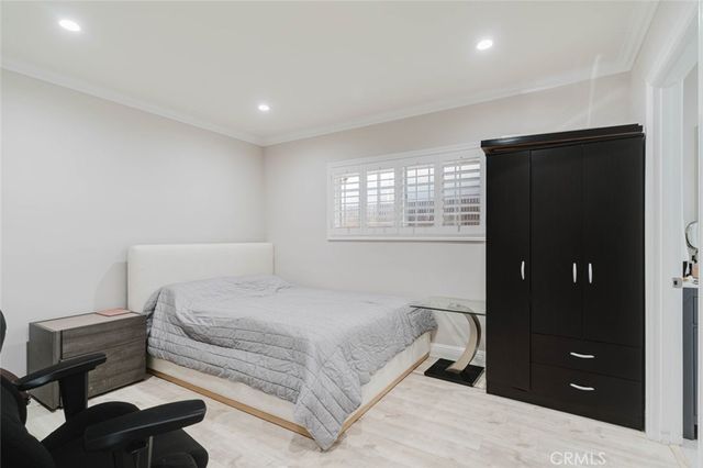 17451 Osborne Street, Sherwood Forest, CA 91325