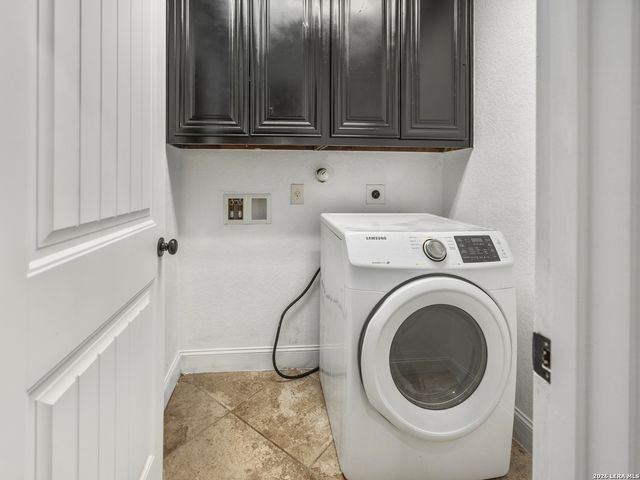 6102 Agoura Hvn, San Antonio, TX 78244