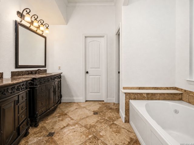 6102 Agoura Hvn, San Antonio, TX 78244