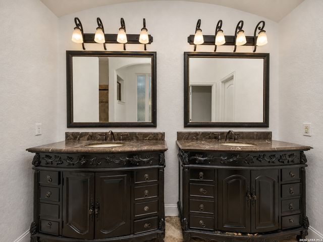 6102 Agoura Hvn, San Antonio, TX 78244