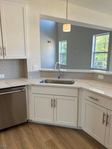 54 Norton Rd, Hillsborough Twp., NJ 08844