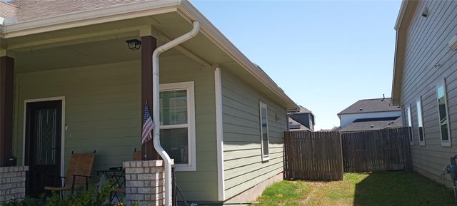 204 Oldbridge DR, Hutto, TX 78634