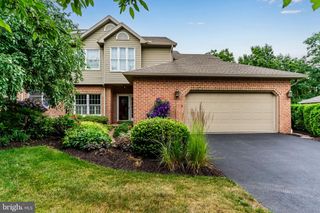 536 BRIDGEVIEW DR, Lemoyne, PA 17043