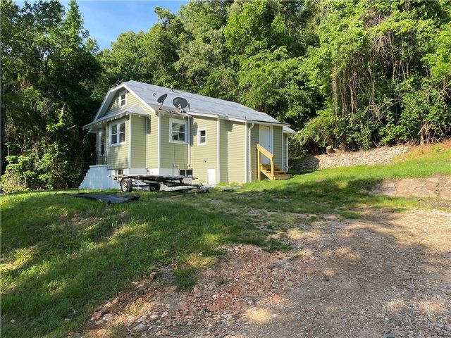829 Washington, Harrison, AR 72601