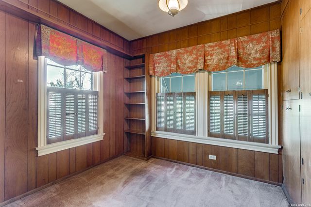 131 Mary D, San Antonio, TX 78209